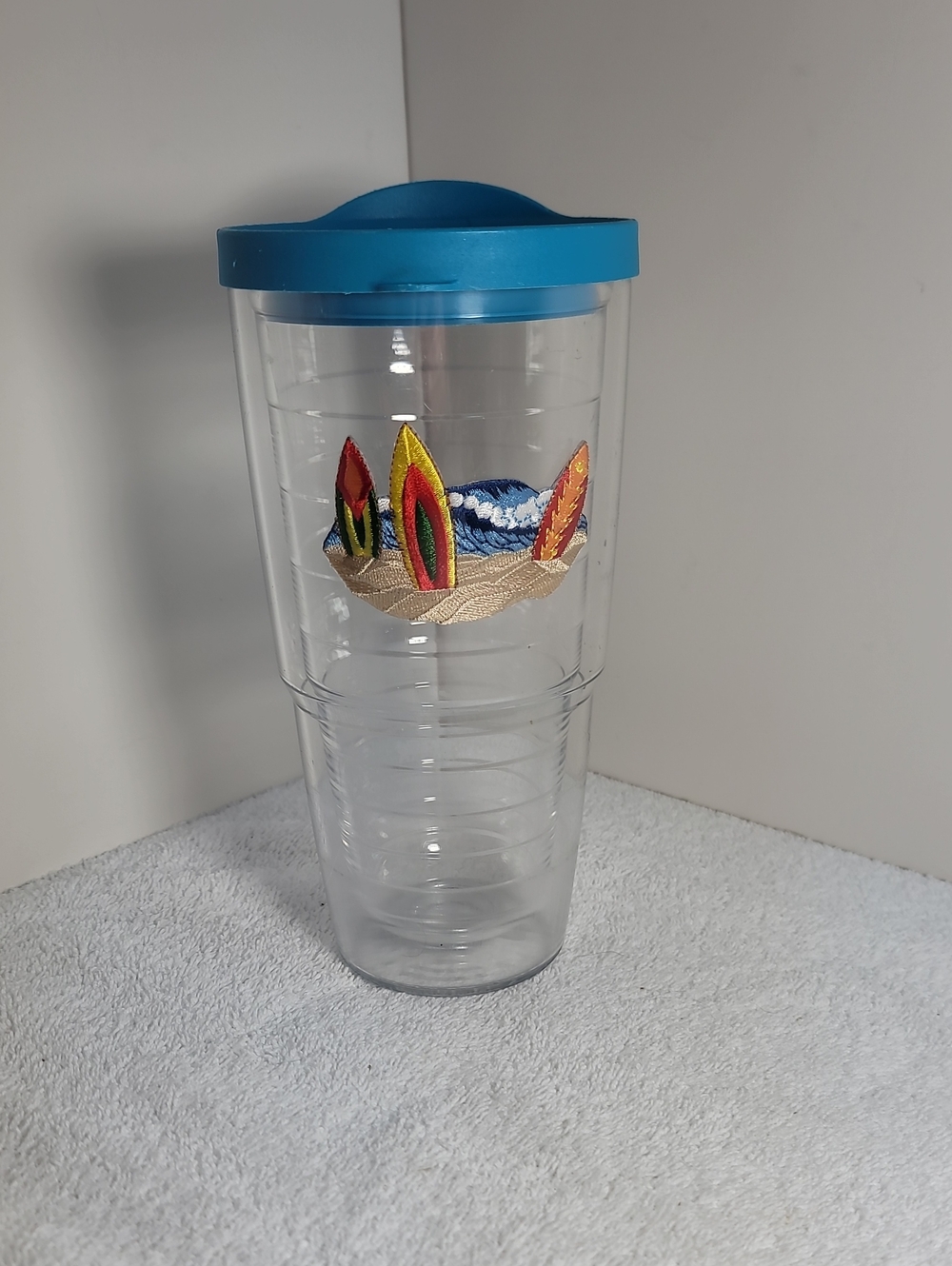 Tervis Blue-Top Clear Travel Tumbler with Surfboard Embroidery  24 oz EUC